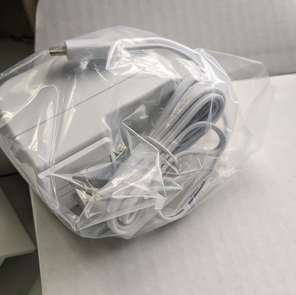 Raspberry Pi 4 Model B 4GB Starter Kit - Picture 11 of 11